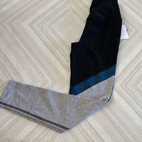 Beyond Yoga Spacedye Tri-Panel High Waisted Midi Leggings in Grey & Blue - Picture 1 of 6